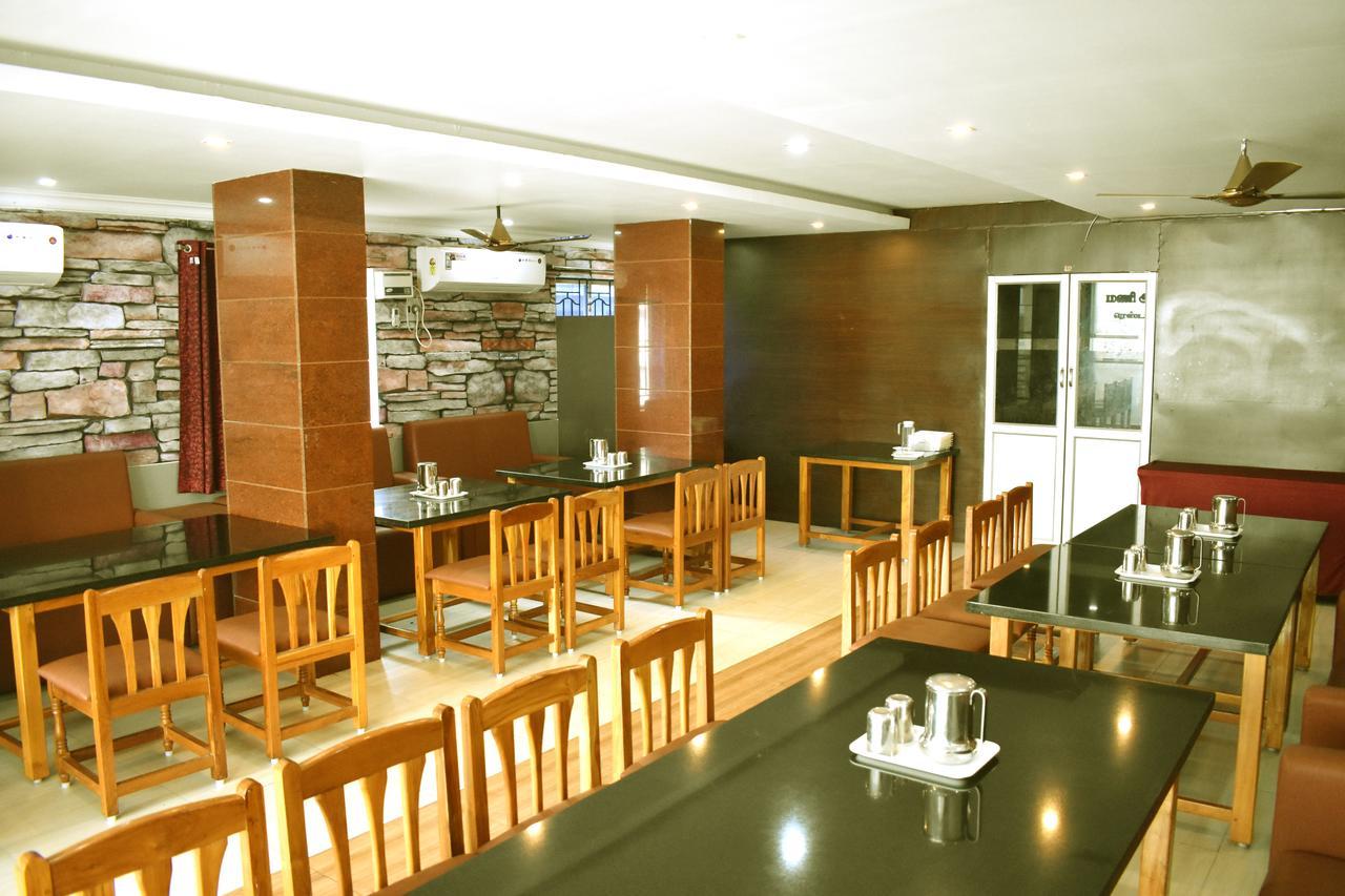 苹果公园酒店 Tiruchirappalli 外观 照片